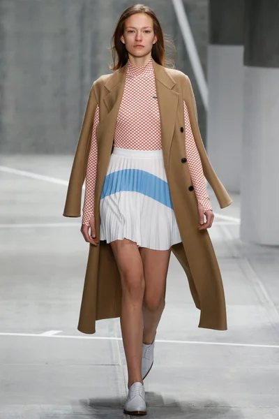 Look 30